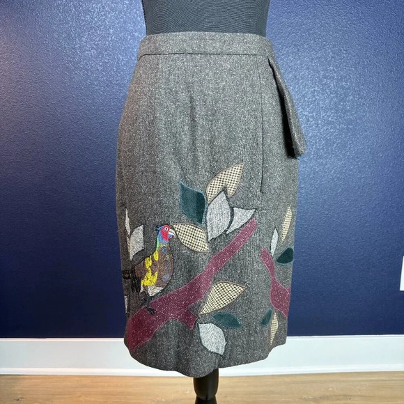 Floreat Dresses & Skirts - Floreat Tweed Wool Embroidered Bird Pencil Skirt - Anthropologie - Size 2